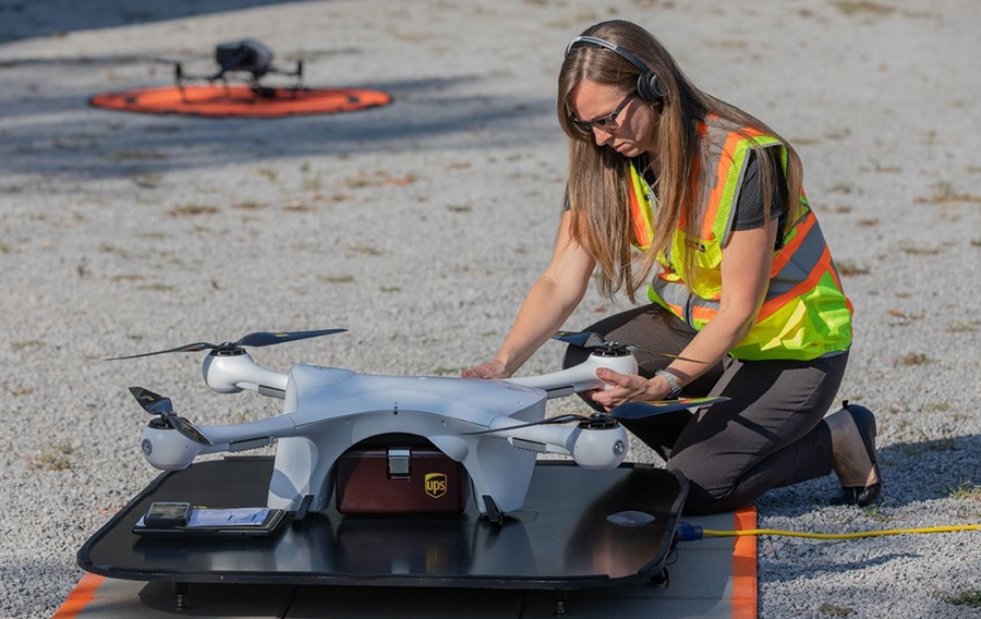 �����������˻�������UPS�׻�������ȫ��׼