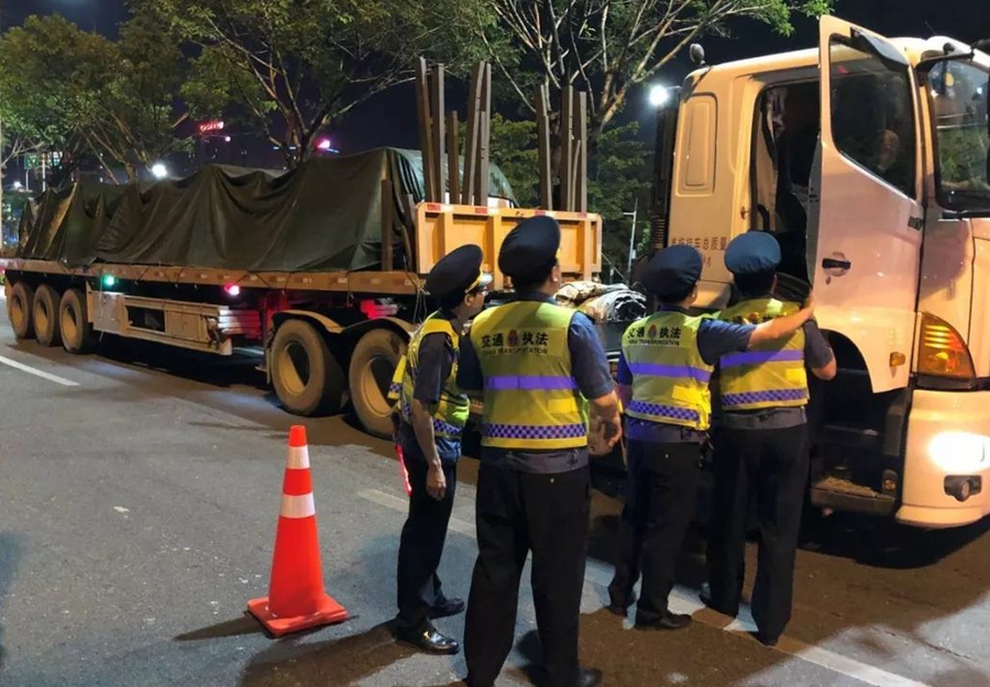 �����Ų෭�¹ʽ�ѵ �ϲ鳬�޳��� ������ȭ����