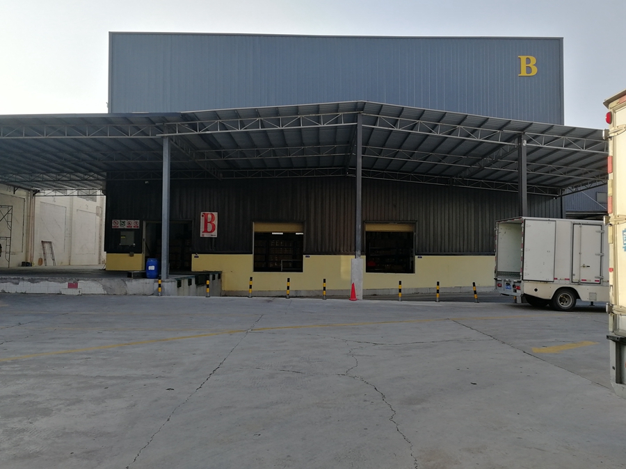 ���¼��ƴ�ҵ�ͷ�ɽ��ջ������9000m?���̿�ջ��1000 m?�칫ס������