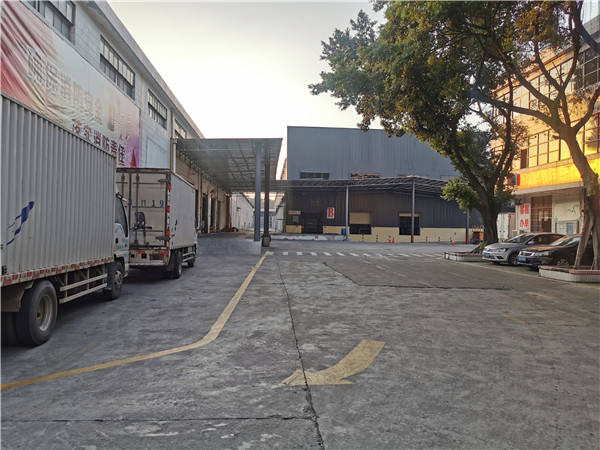 ��ɽ�����п�ջ������ջ����˾��