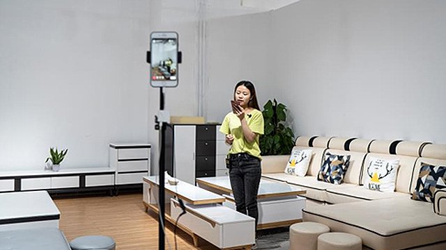 ��ɽ�Ҿ�����һ������������ý���ջ�Ʋ�