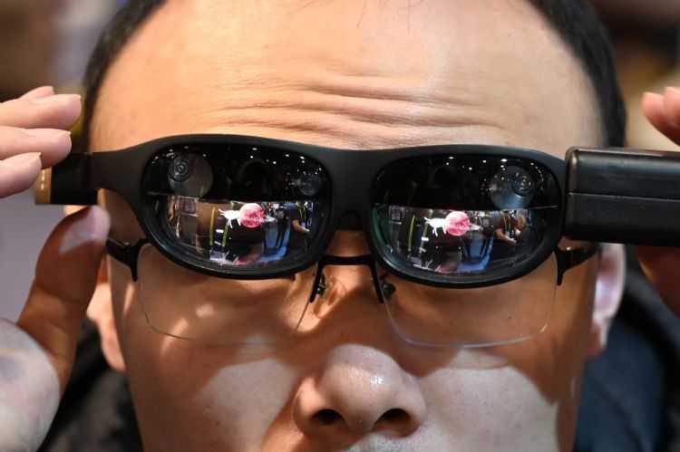 �ִ�����װװ��װ����������VR/AR��IoT��׼ȷ