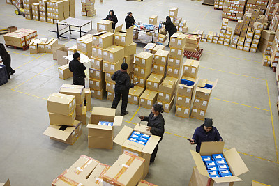 ���������Ƴ��ͻ�������ÿ������0.8Ԫ