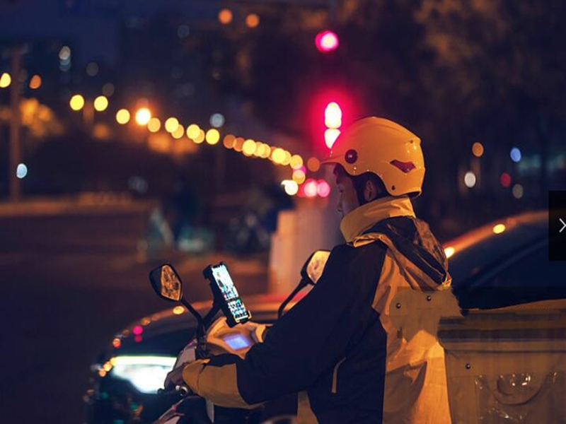 ����С��ɹ������ʱ��3������2695Ԫ