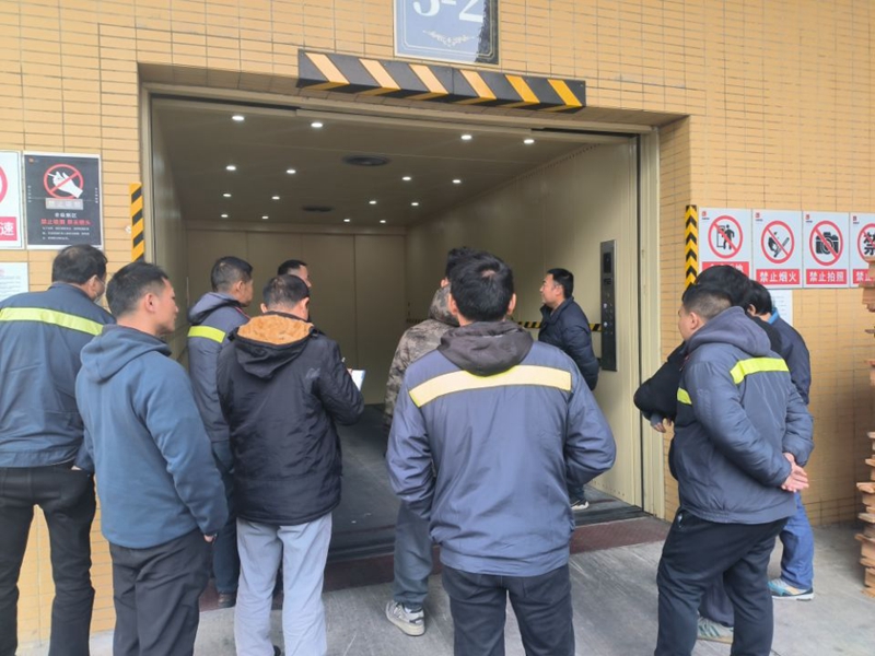 佛山客栈出租楼库货梯清静使用培训