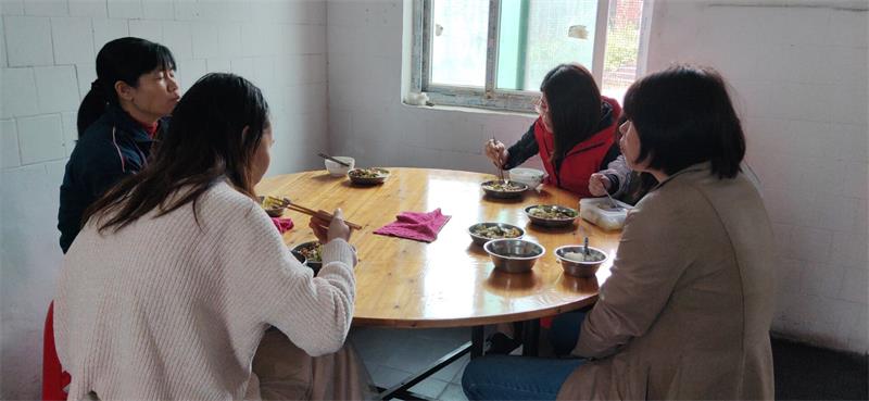 5c6ca05a1f751.jpg 5c6ca05a1f751.jpg