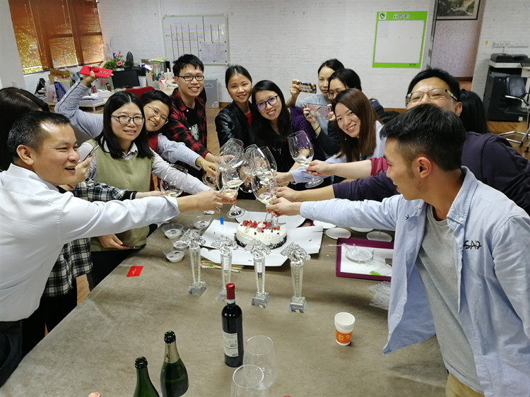 人生就是博·(中国区)官方网站z6物流 人生就是博·(中国区)官方网站z6物流