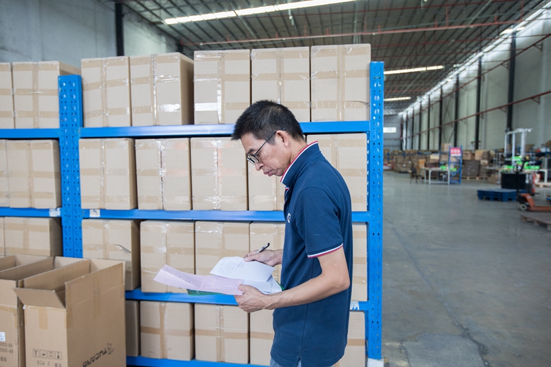 ·ðɽ¿ÍÕ»Ô±¹¤ ·ðɽ¿ÍÕ»Ô±¹¤