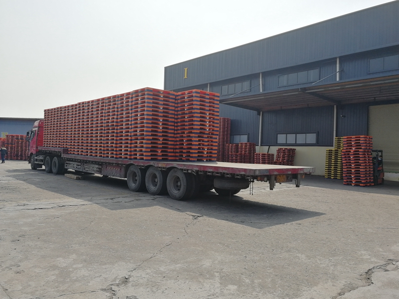 卡板运输 卡板运输