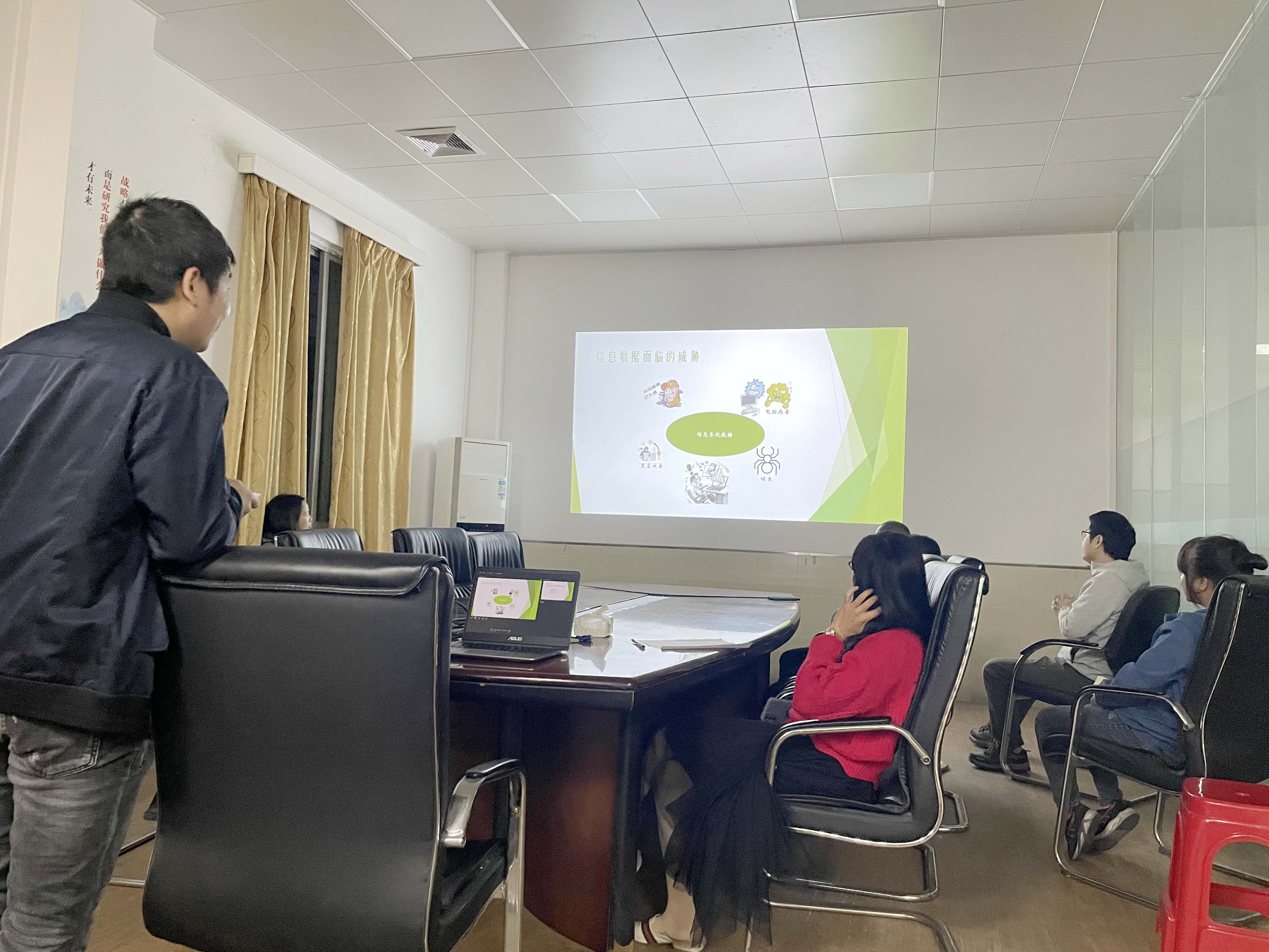 ·ðɽ¿ÍÕ»³ö×âÅÌËã»úÅàѵ ·ðɽ¿ÍÕ»³ö×âÅÌËã»úÅàѵ