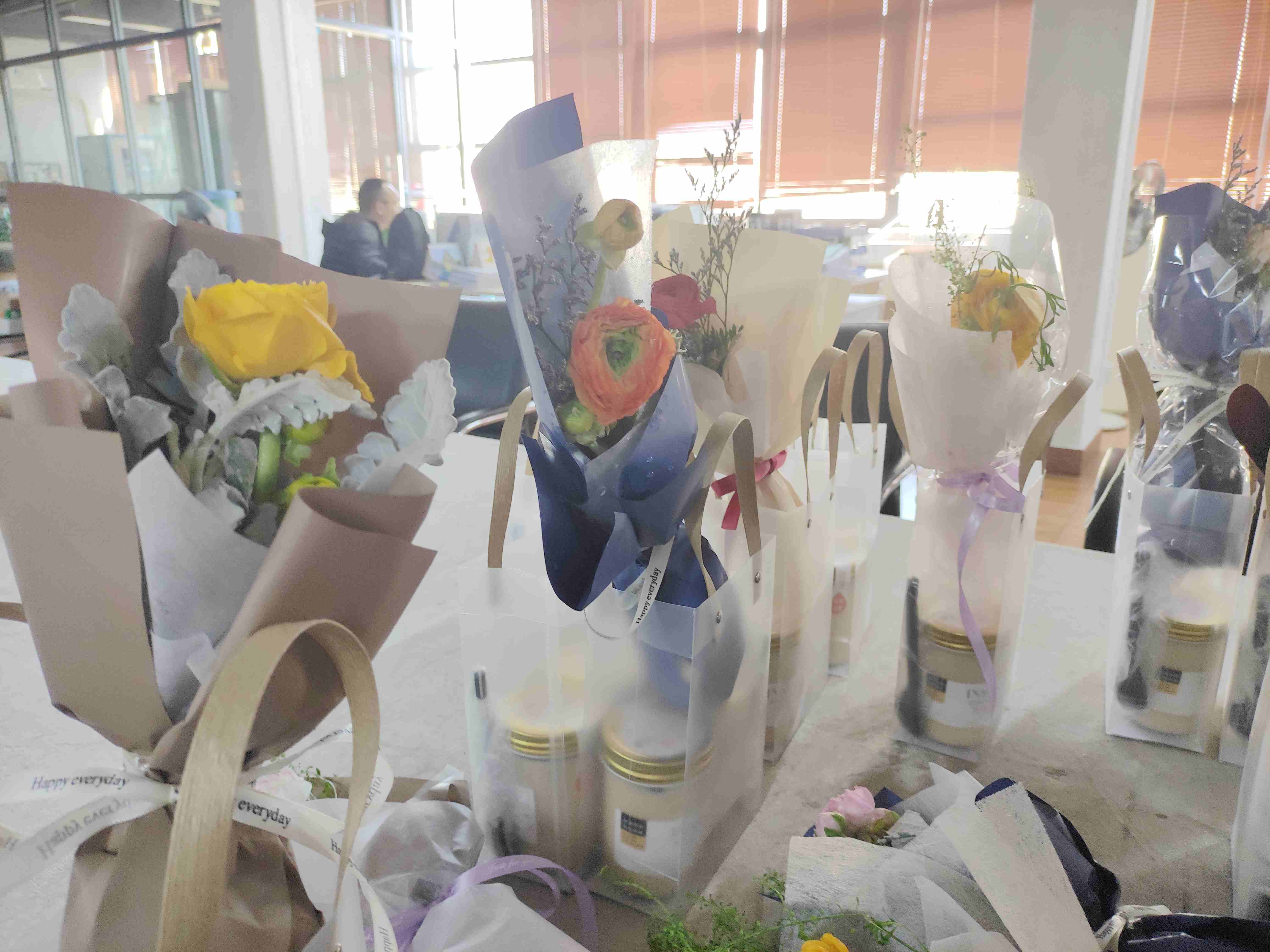 佛山客栈出租女神节鲜花 佛山客栈出租女神节鲜花