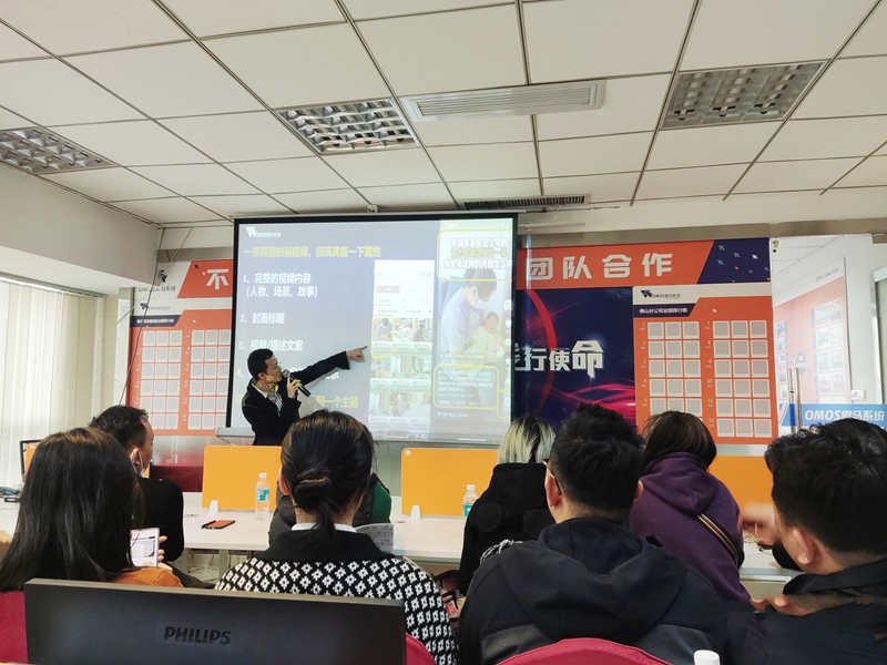 ·ðɽ²Ö´¢ ·ðɽ²Ö´¢