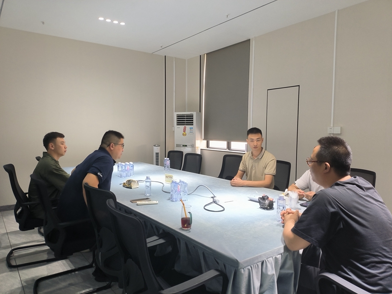 1720170215272837.jpg 1720170215272837.jpg