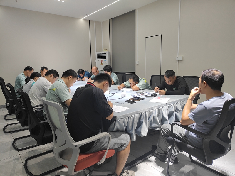 叉车角逐理论知识考试 叉车角逐理论知识考试