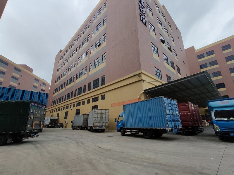 ÅÅ¶ÓÆÚ´ý×°³µÐ¶»õµÄ³µÁ¾ ÅÅ¶ÓÆÚ´ý×°³µÐ¶»õµÄ³µÁ¾